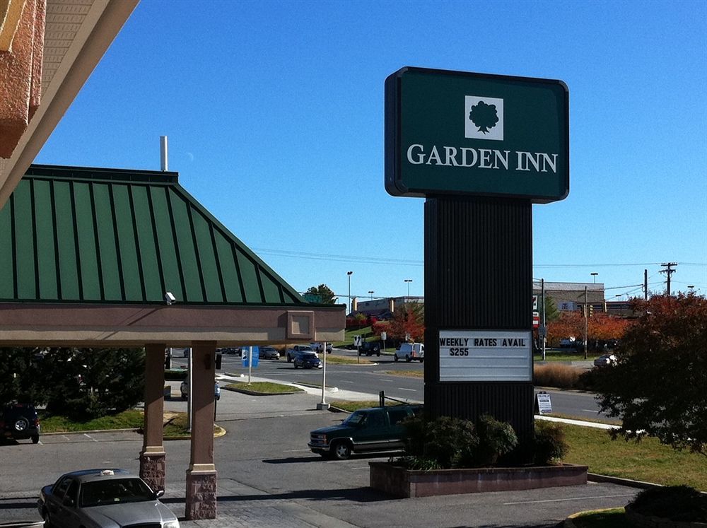Northeast Garden Inn Laurel Exterior photo